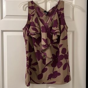 Floral blouse with ruffles